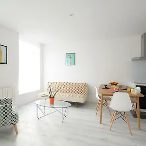 Appartement Standing Proche Gare Metro 24h 24h Access Lille